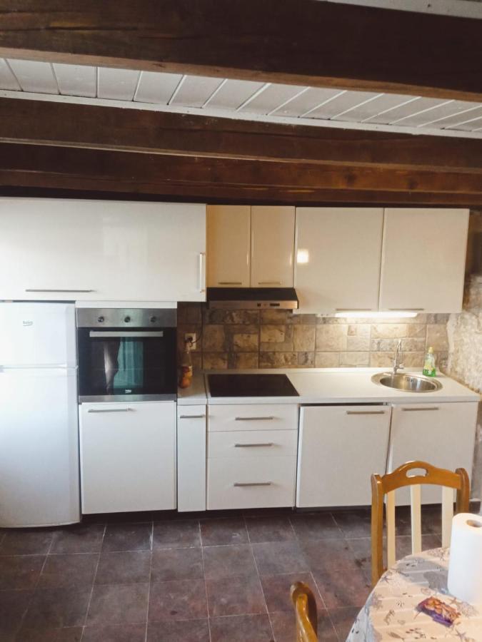 Holiday Home - Pavenka Donje Selo na Šolti Exteriér fotografie