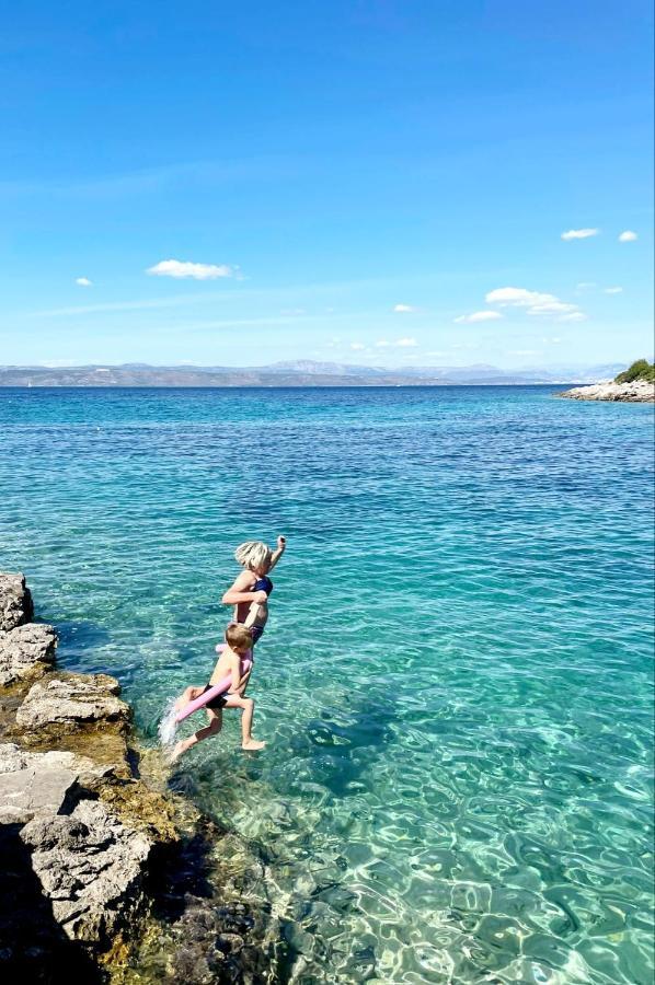 Holiday Home - Pavenka Donje Selo na Šolti Exteriér fotografie